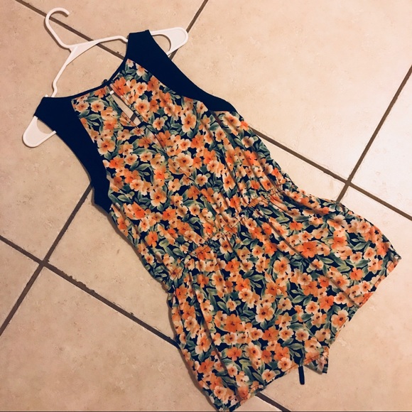 Forever 21  Romper - Picture 2 of 2